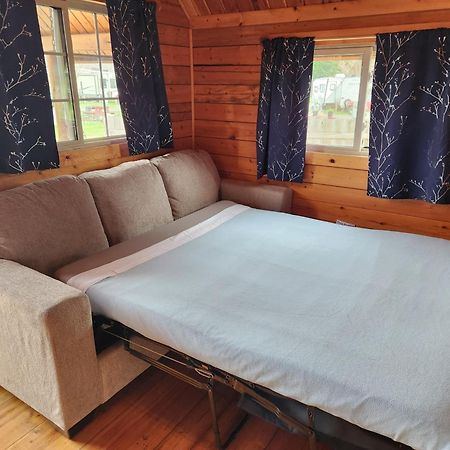 Redwood Coast Cabins And Rv Resort Eureka Ngoại thất bức ảnh