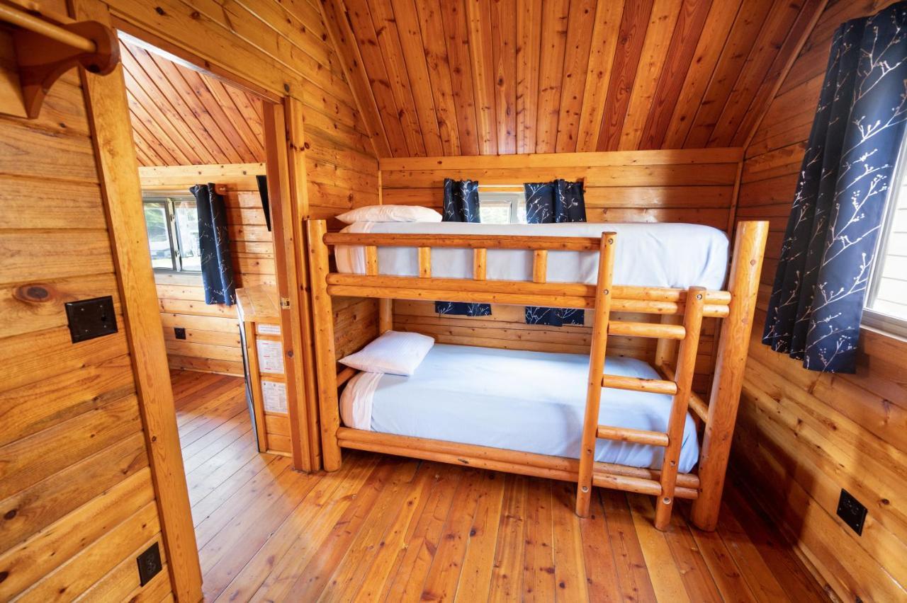 Redwood Coast Cabins And Rv Resort Eureka Ngoại thất bức ảnh