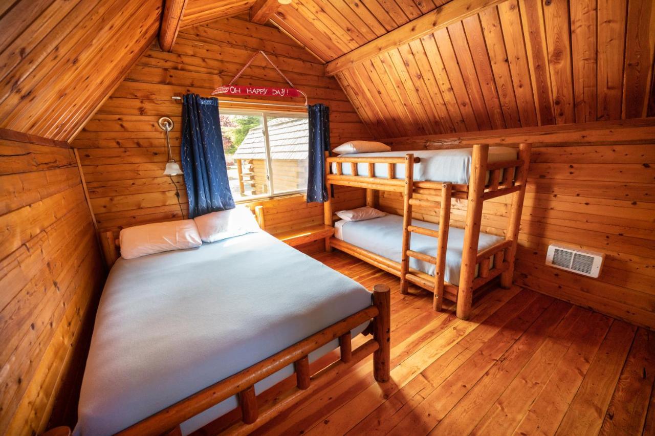 Redwood Coast Cabins And Rv Resort Eureka Ngoại thất bức ảnh